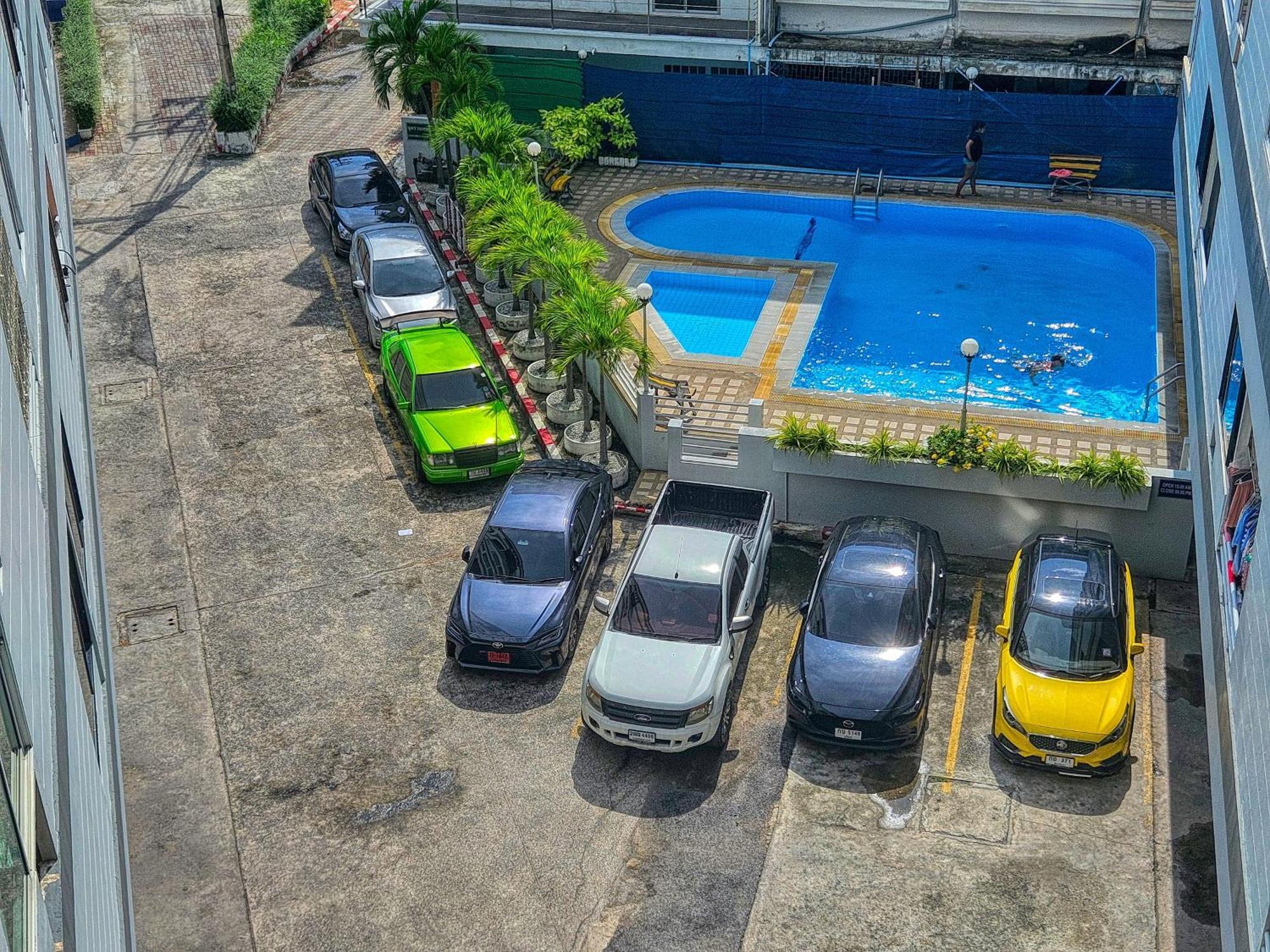 Hagone-Condotel Pattaya Exterior foto